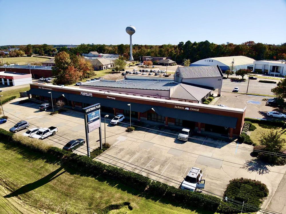 Courthouse Place: 2655-2659 Lakeland Drive, Flowood, MS 39232